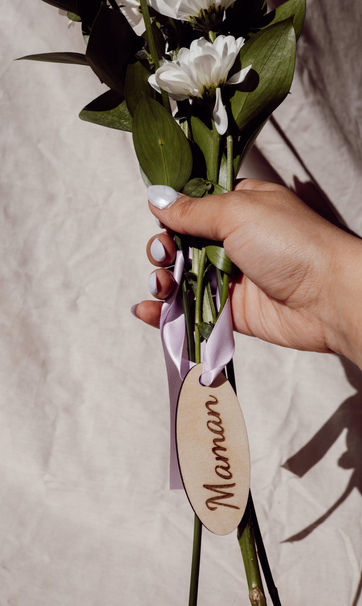 étiquette en bois spécial fête des mères, fleurs