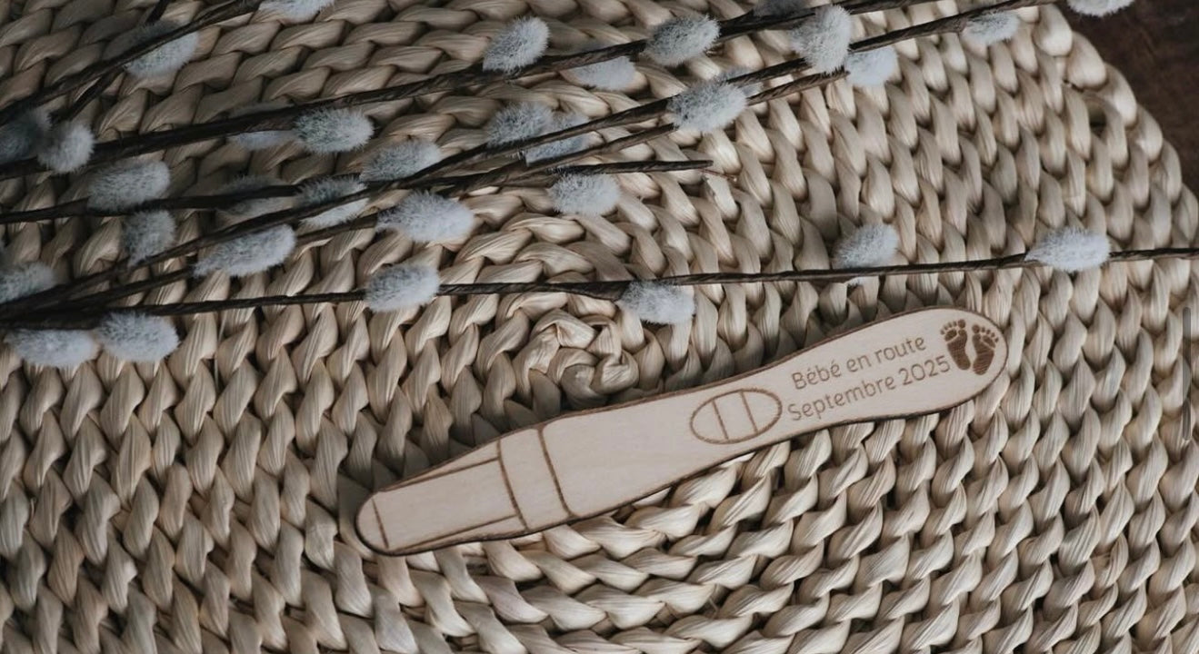 Test de grossesse en bois/ annonce de grossesse