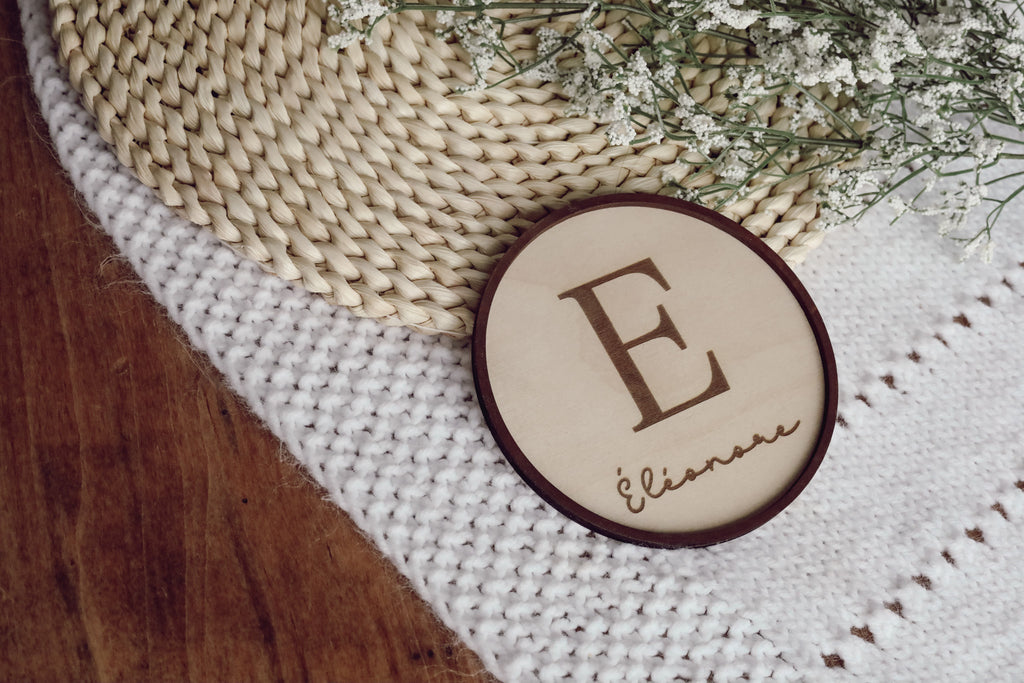 Pastille de bois, Nom , Dévoilement , vintage