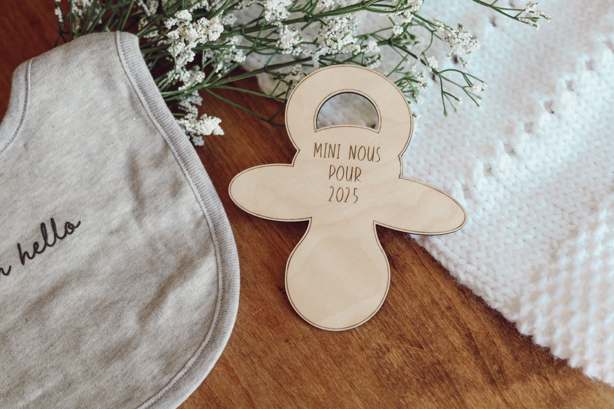 annonce de grossesse mini nous 2025 pastille de bois