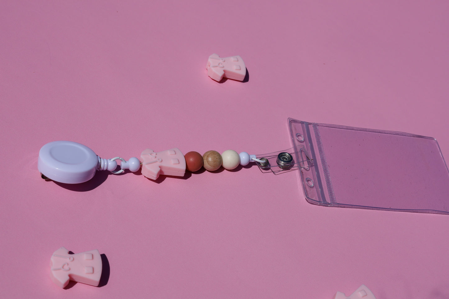 Porte-carte d'identification pour professionnel de la santé