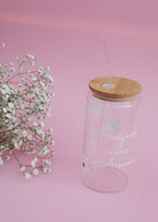 Verre avec couvercle en bambou et paille “Soigner avec amour” – édition spéciale santé