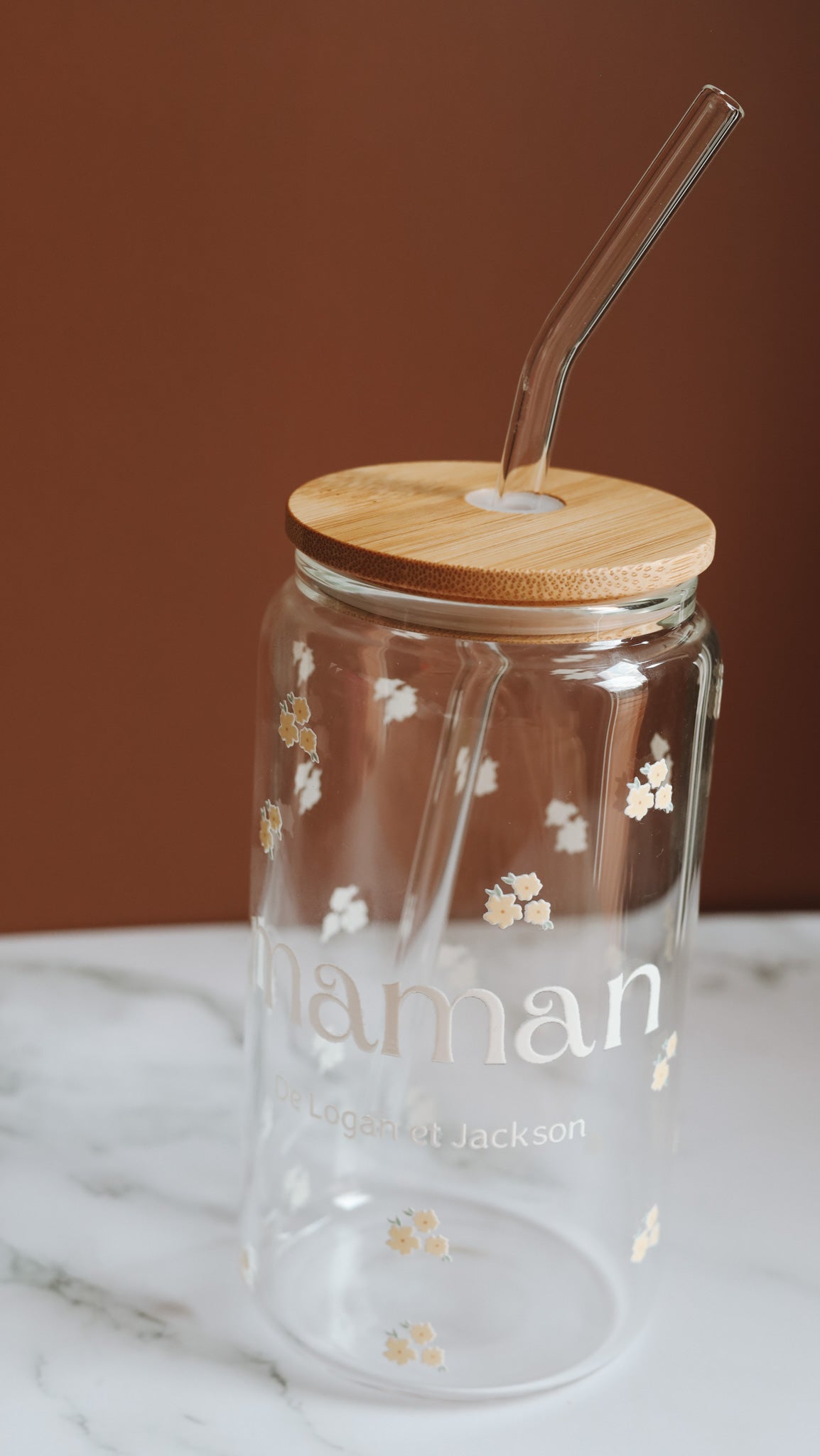 Verre avec couvercle en bambou Maman personnalisable avec le prénoms enfants