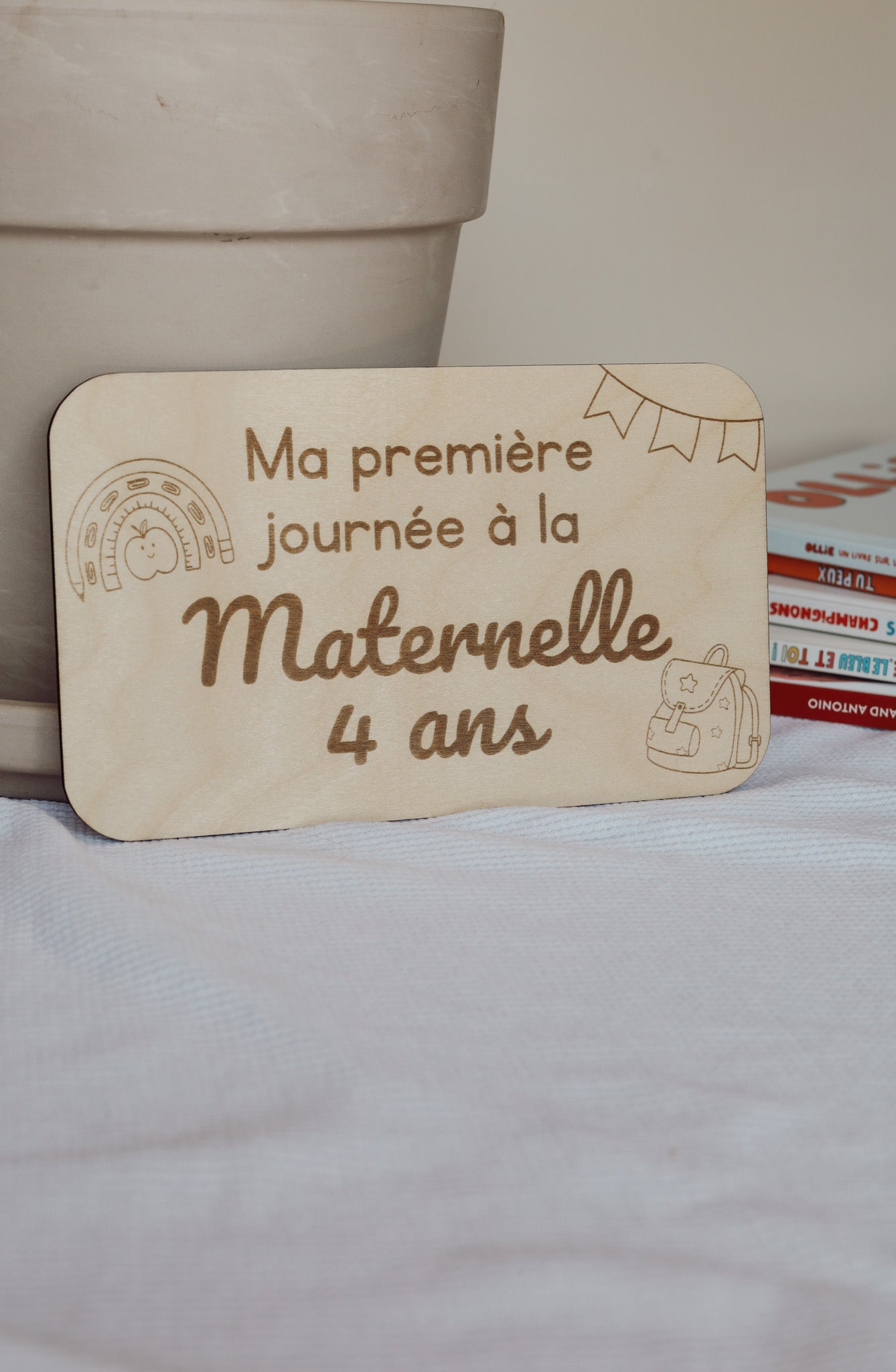Ma première journée à la maternelle , pastille de bois , souvenirs personnalisé