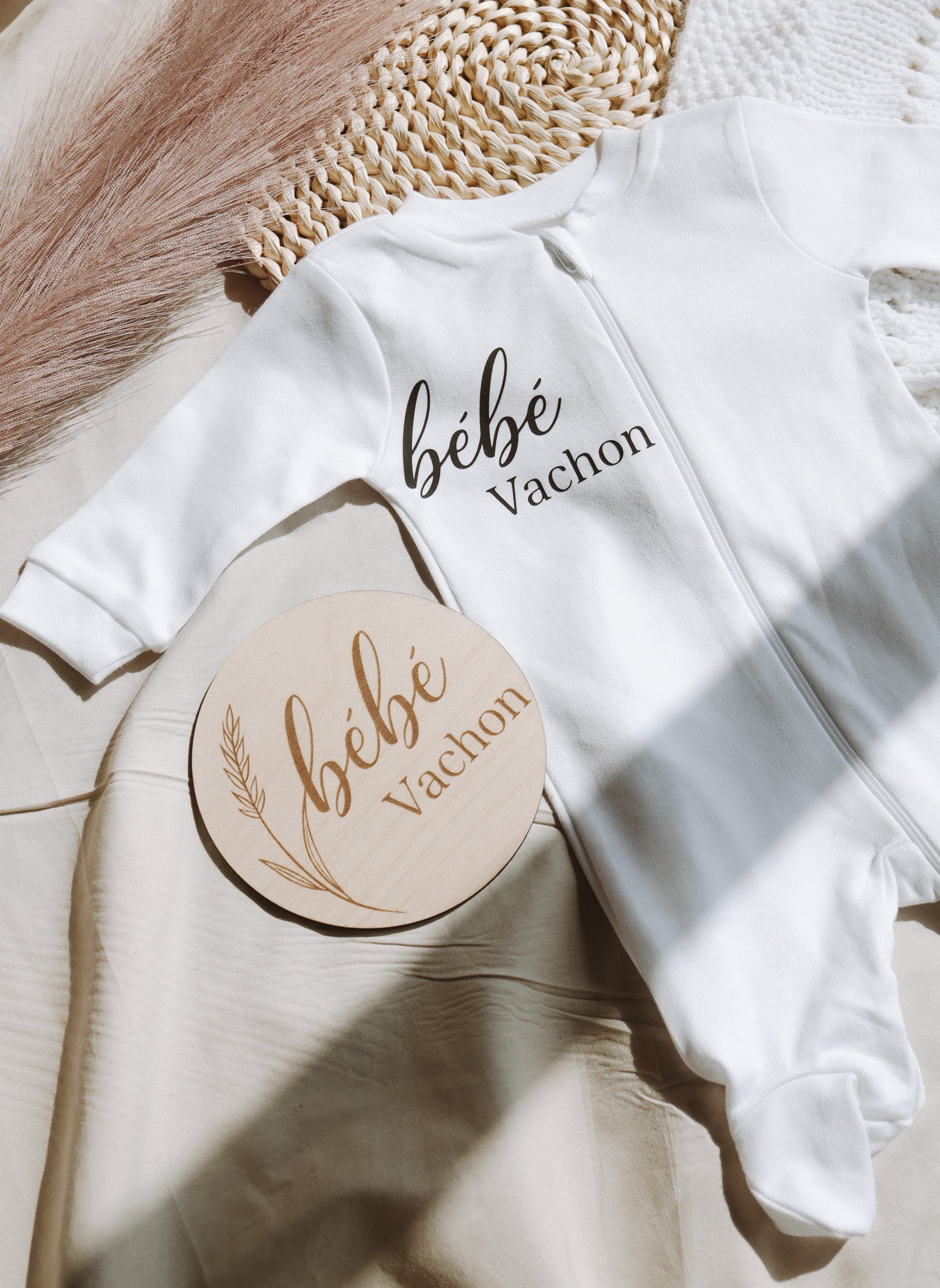 Pastille en bois personnalisée – Annonce de grossesse / Souvenir bébé