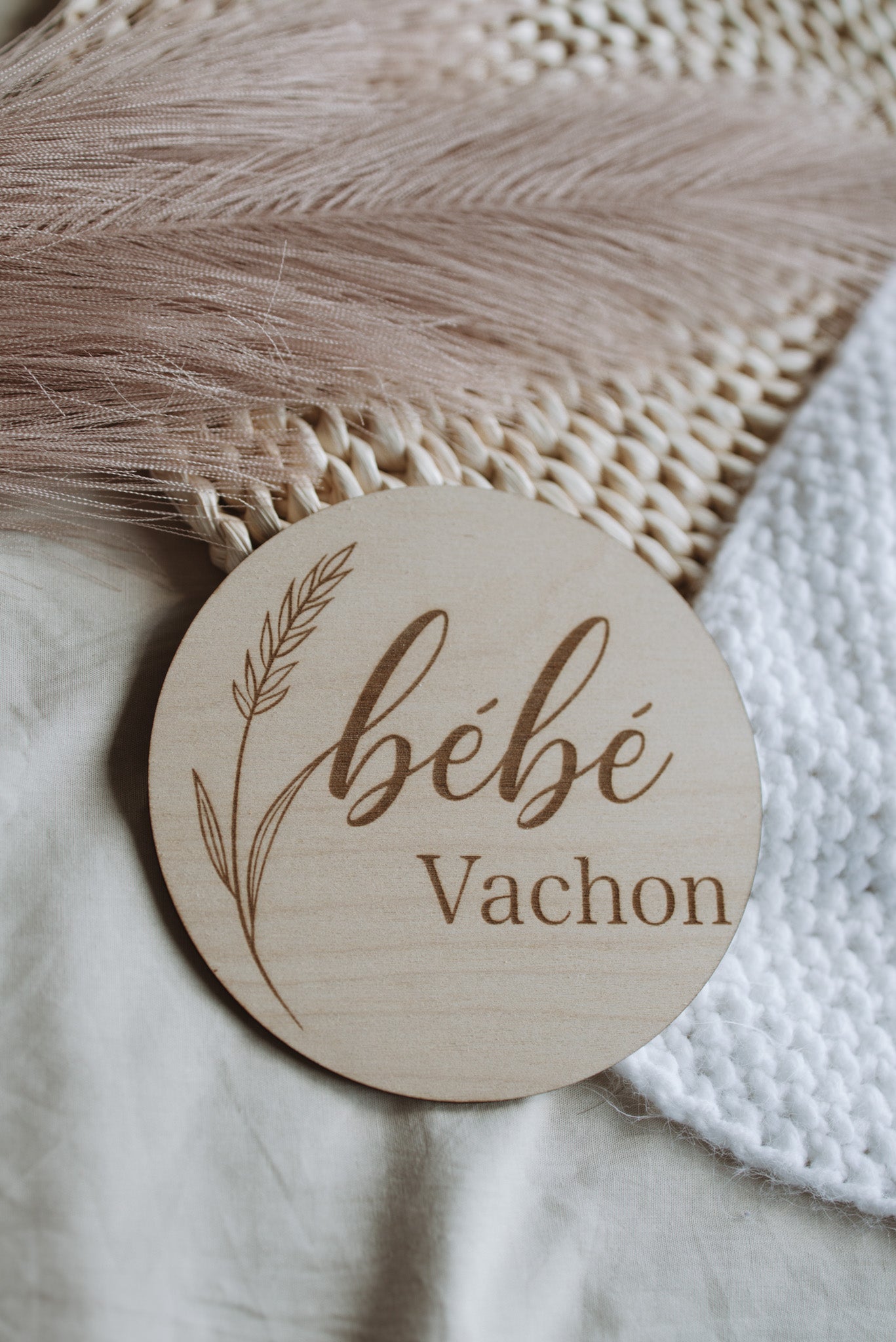 Pastille en bois personnalisée – Annonce de grossesse / Souvenir bébé