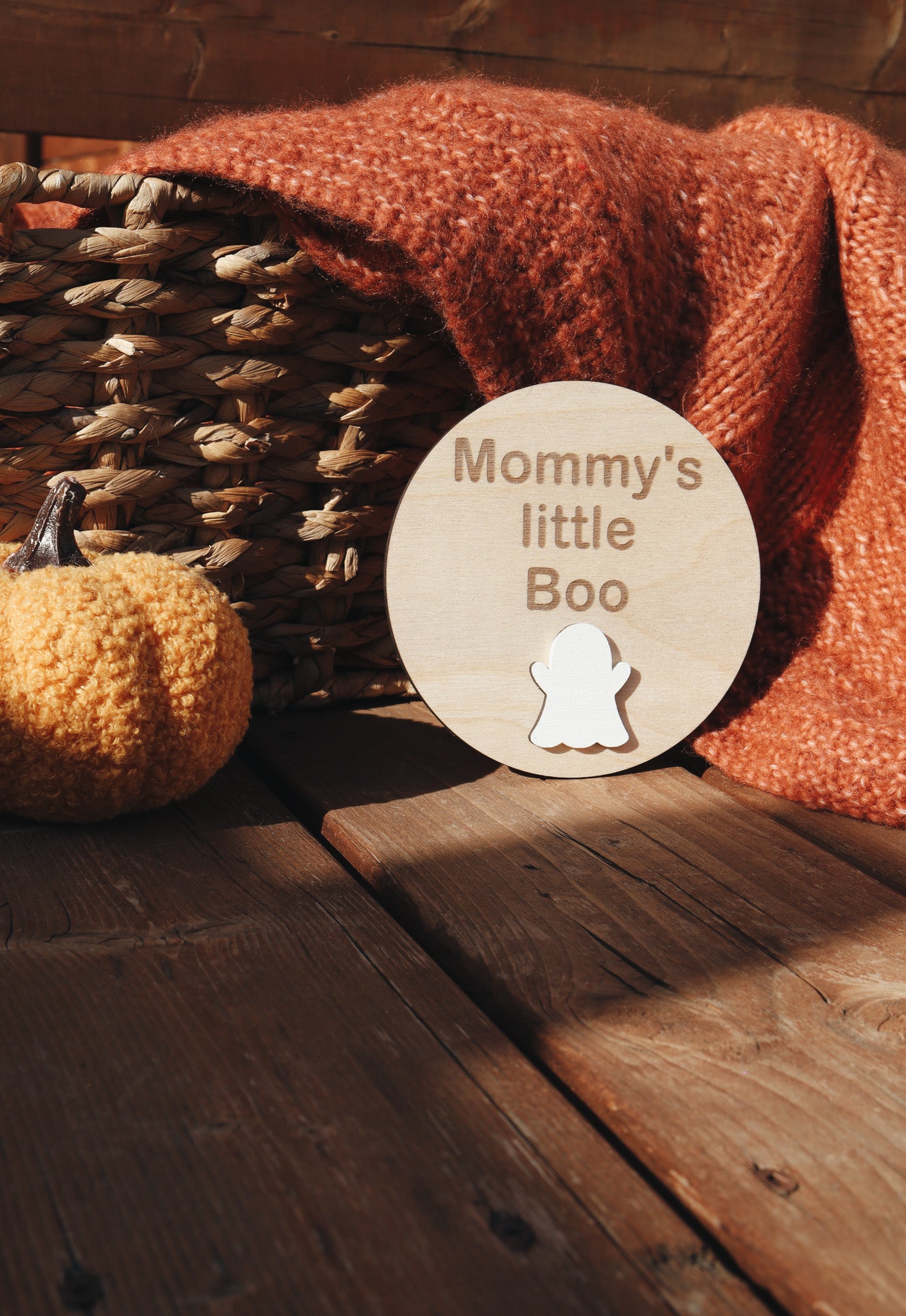 pastille de bois mommy's little Boo , Halloween souvenirs enfants
