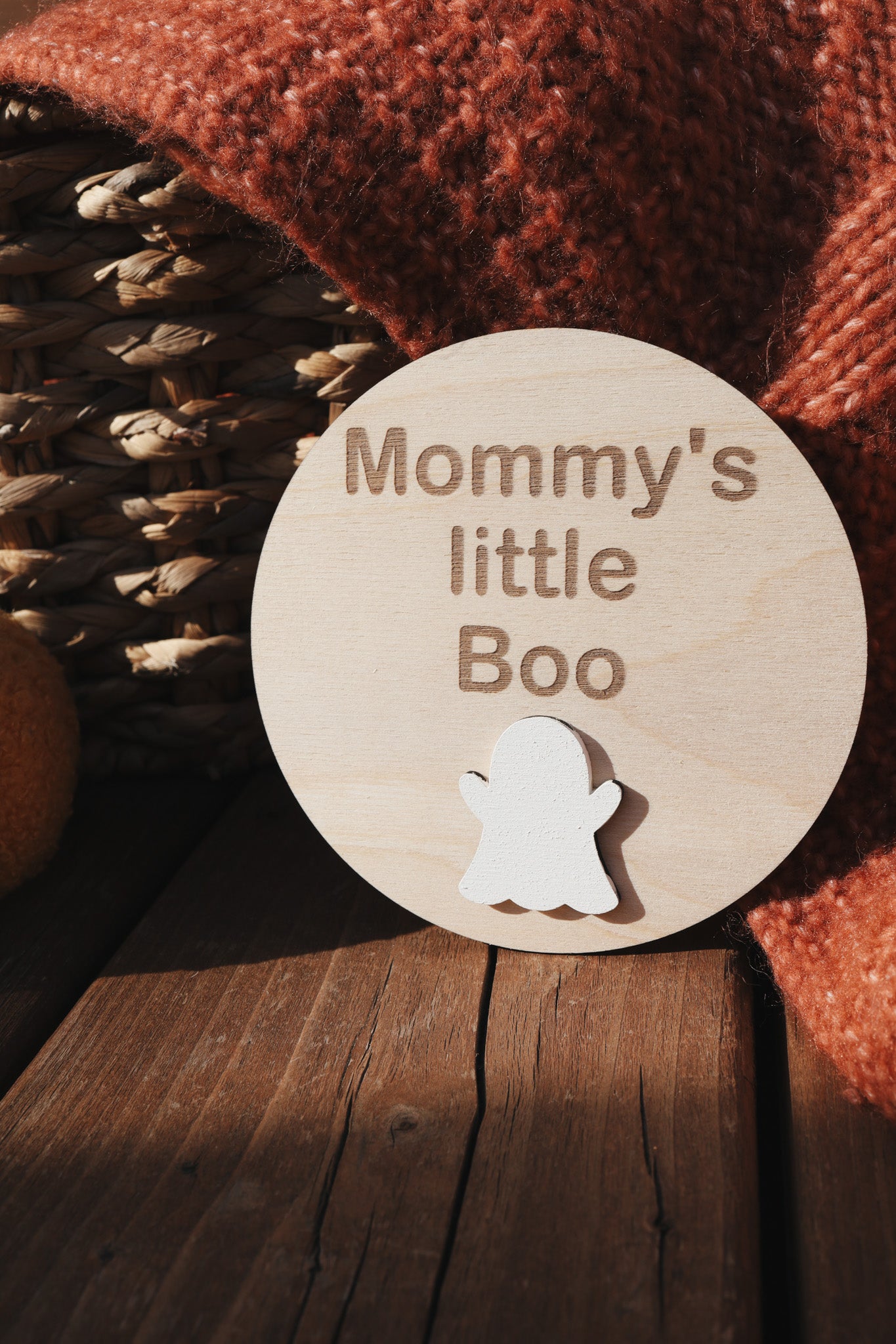 pastille de bois mommy's little Boo , Halloween souvenirs enfants