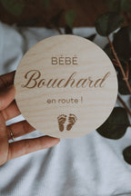 Bébé en route , Pastille de bois personnalisé,  Annonce de grossesse