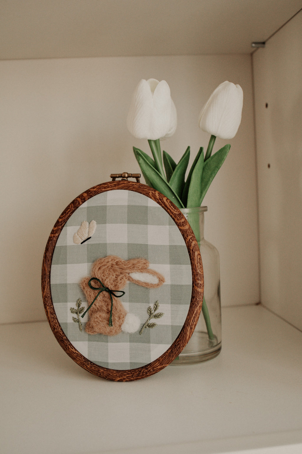 Broderie Lapin thématiques pâques