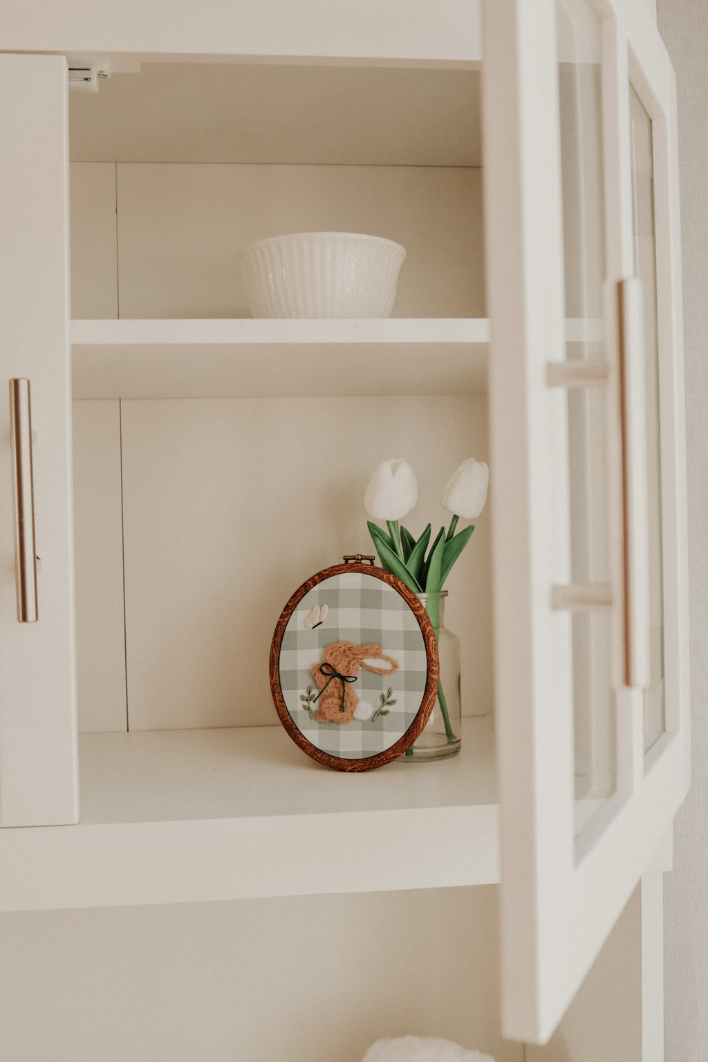 Broderie Lapin thématiques pâques